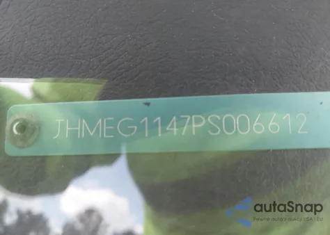 1993 Honda Civic Del Sol S from USA, damaged, VIN JHMEG1147PS006612